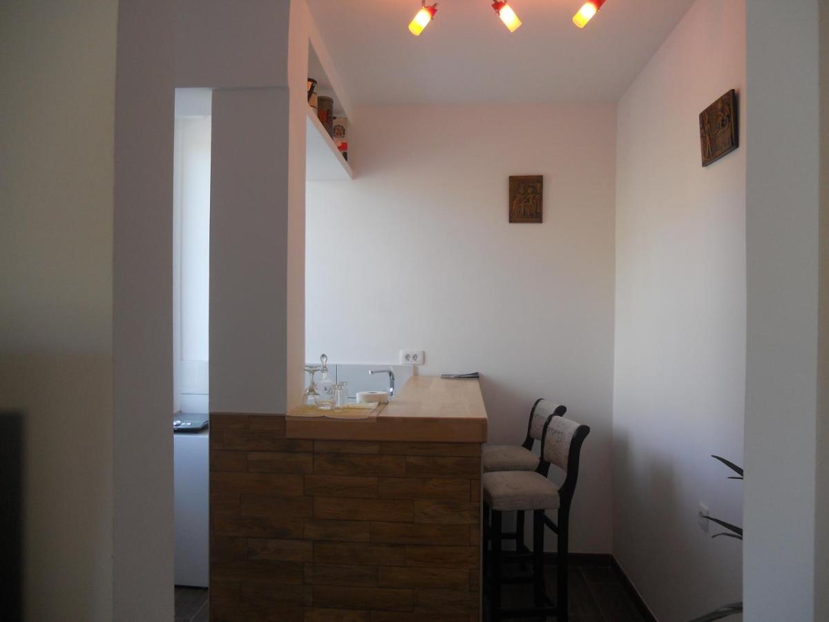 Apartmani Bonaca U Centru Niksica Exterior photo